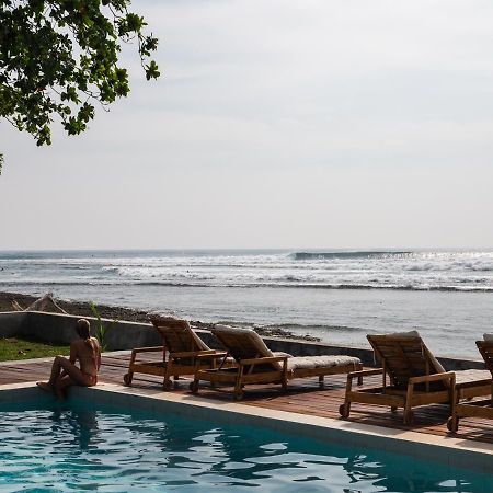 The Ujung Bocur Bungalows Krui Exterior foto